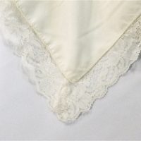 Antique Ivory, Lace Edge Napkin